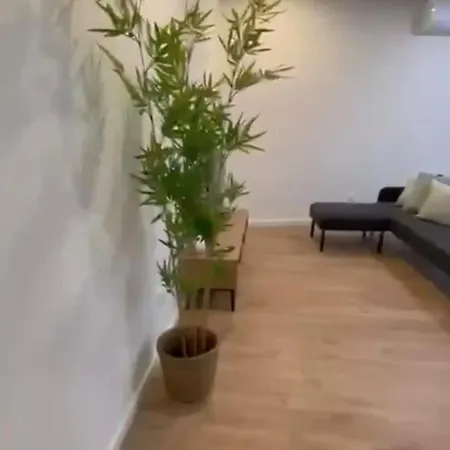 La Maison De Re Apartmán *